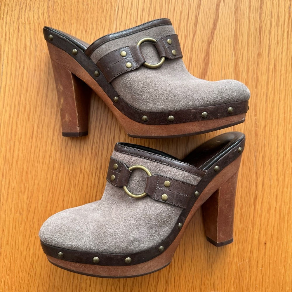 LAUREN RALPH LAUREN STUDDED SUEDE CLOGS MULES NEW ELEGANT BRASS HARDWARE LEATHER